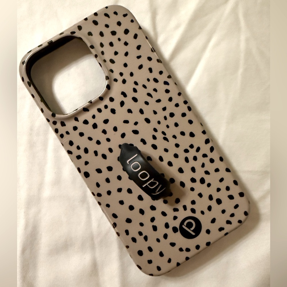 Loopy Case iPhone 13 Pro Mocha Dots